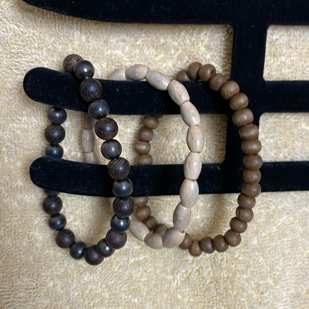 Bracelets beaded